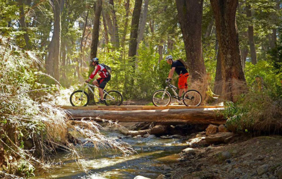 excursion mtb en la pasarela rio manso brc
